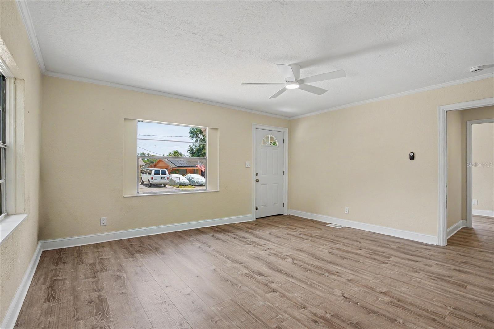LAKEVIEW GROVE - Residential