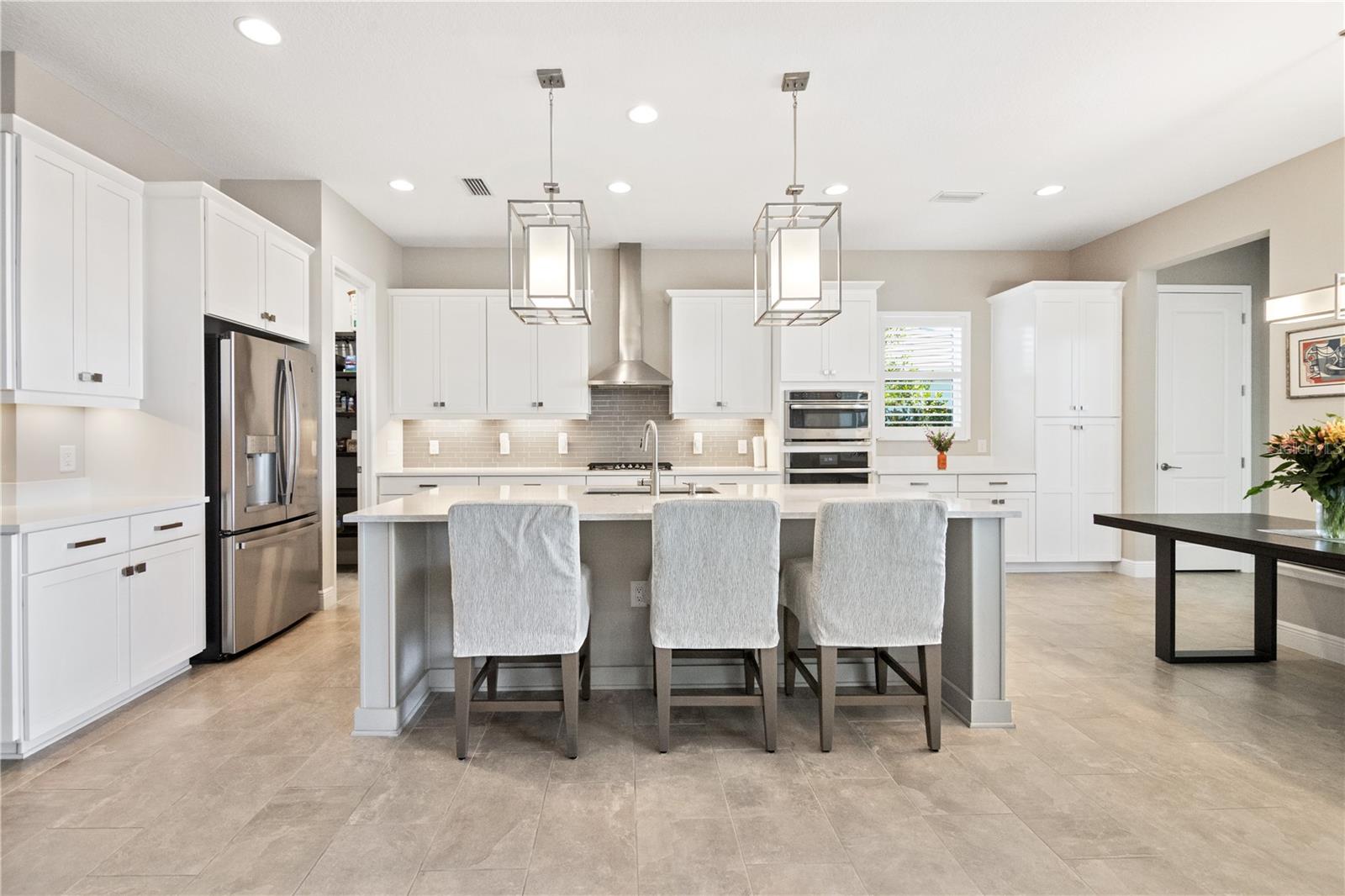 LAKEHOUSE COVE/WATERSIDE PH 2 - Residential