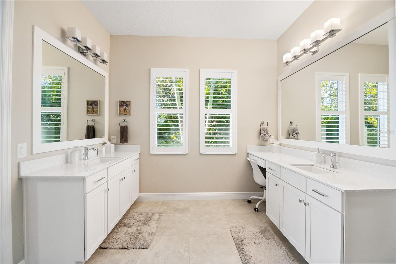 LAKEHOUSE COVE/WATERSIDE PH 2 - Residential