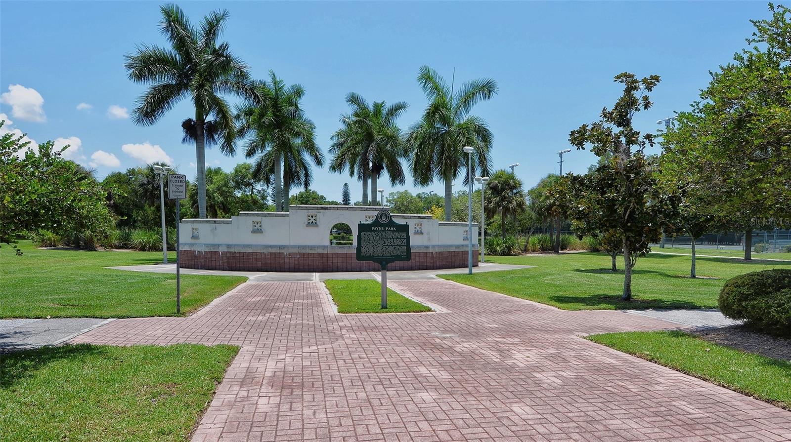 LAUREL PARK - Residential