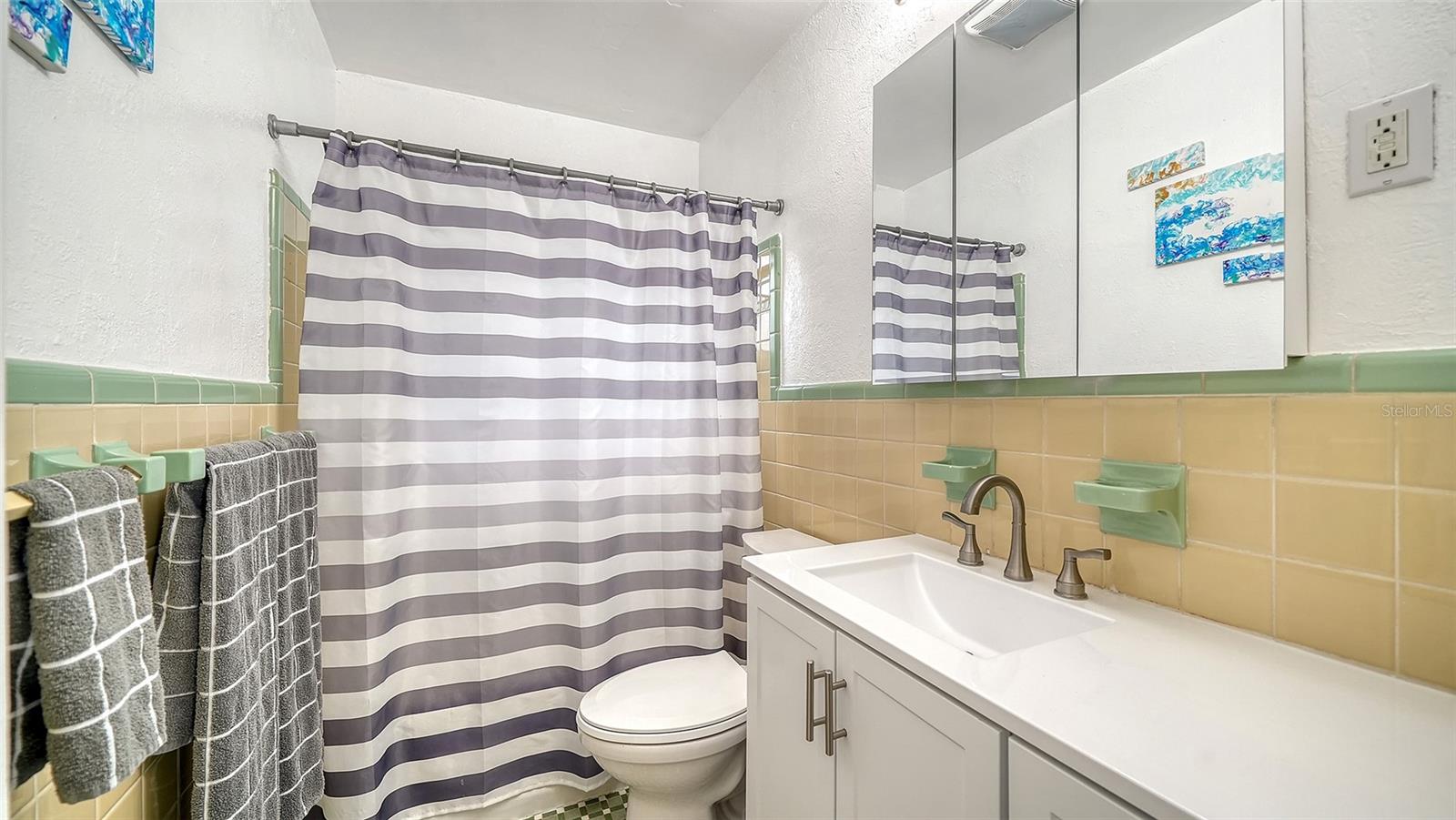 LAUREL PARK - Residential