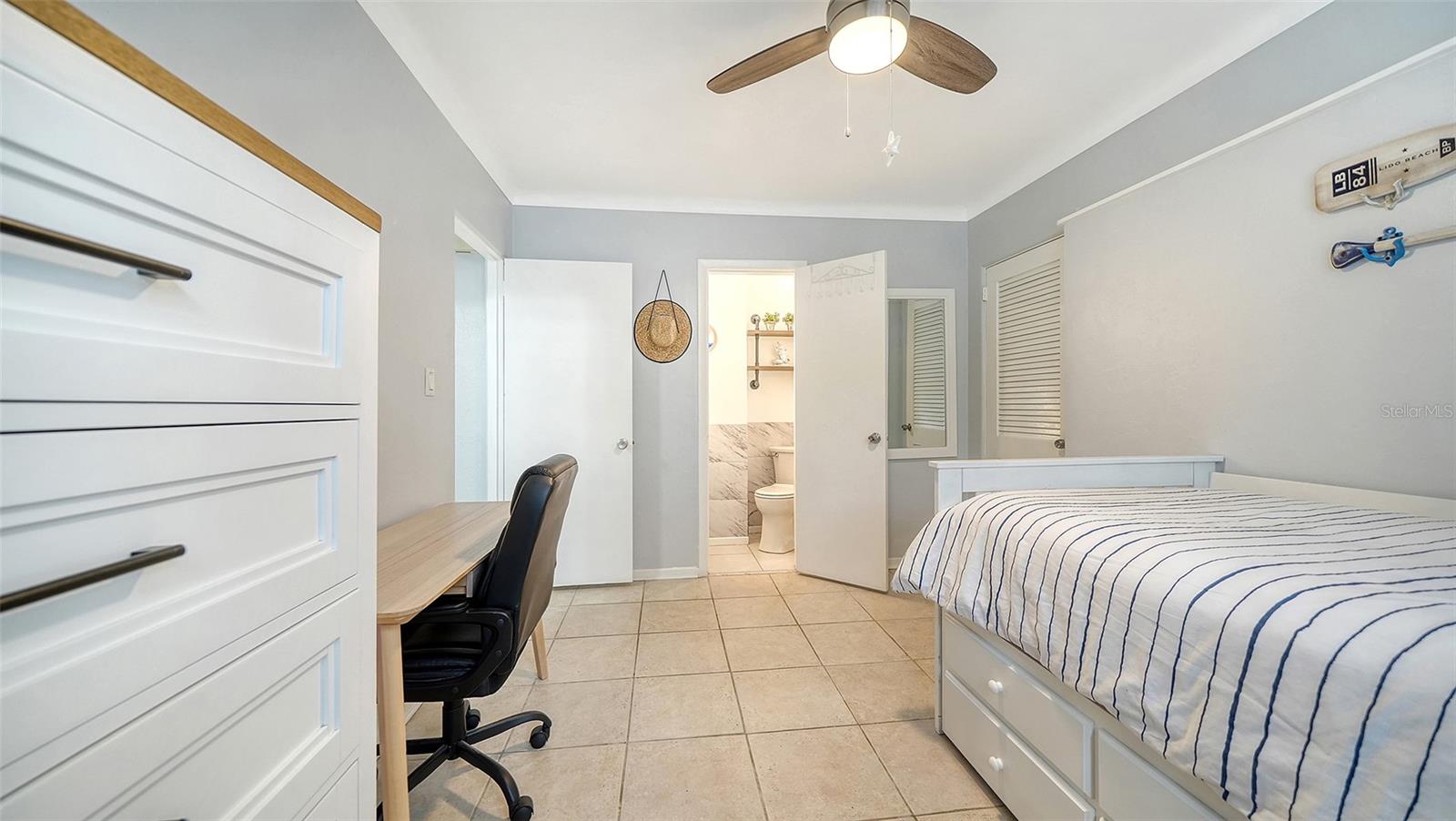 LAUREL PARK - Residential