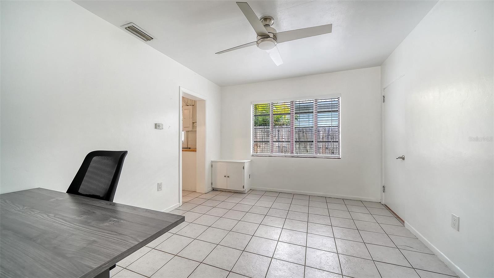 LAUREL PARK - Residential