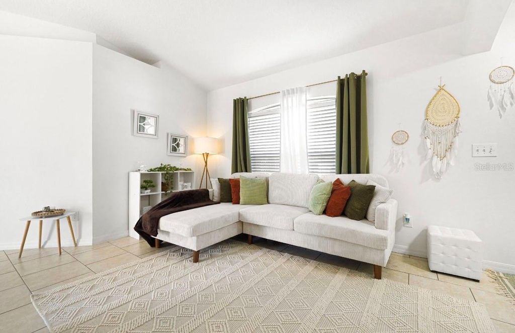 Photo of 1811 Don Place, Kissimmee, FL 34759 (MLS # S5144127)