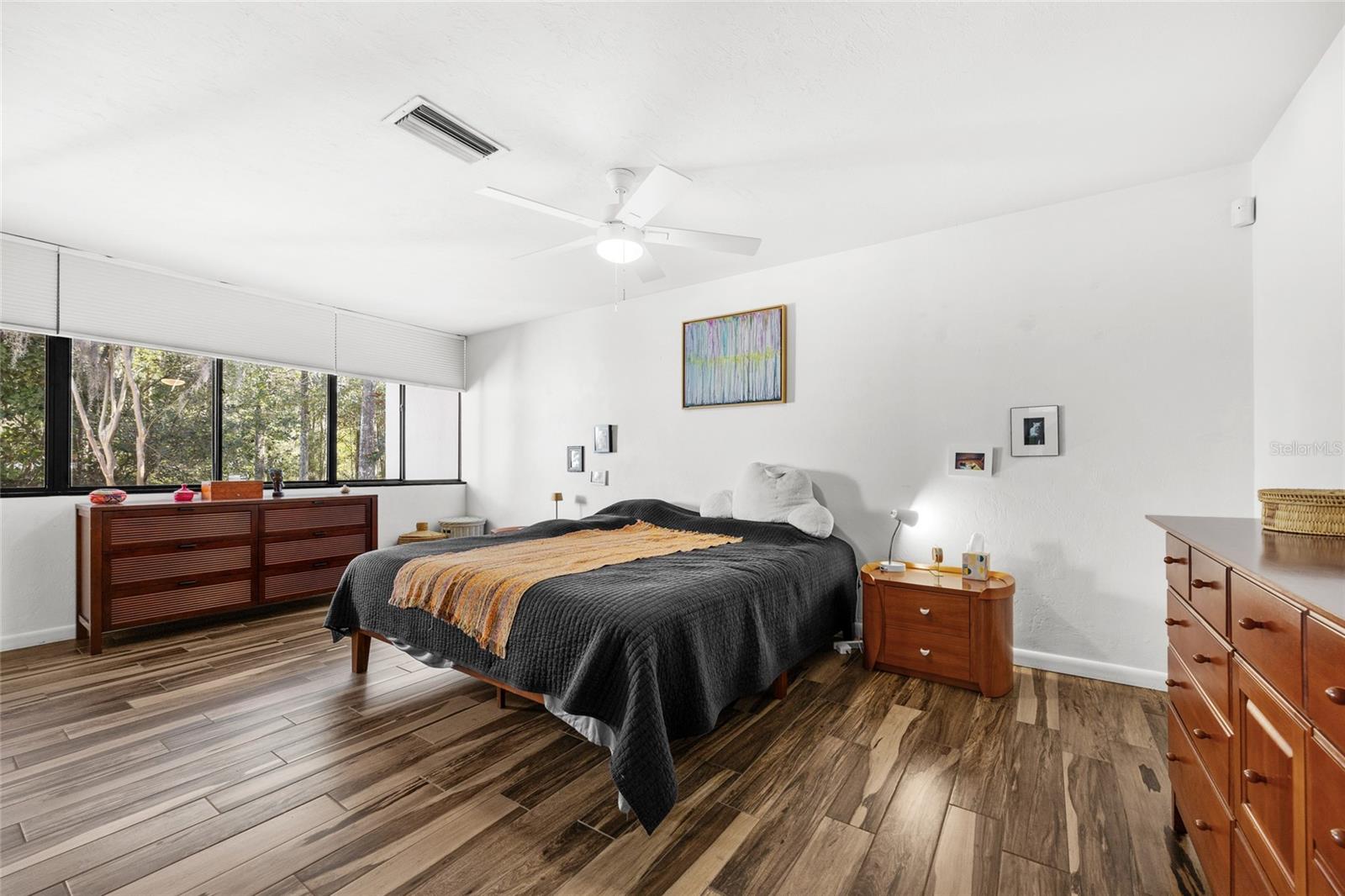 SUBURBAN HEIGHTS - Residential