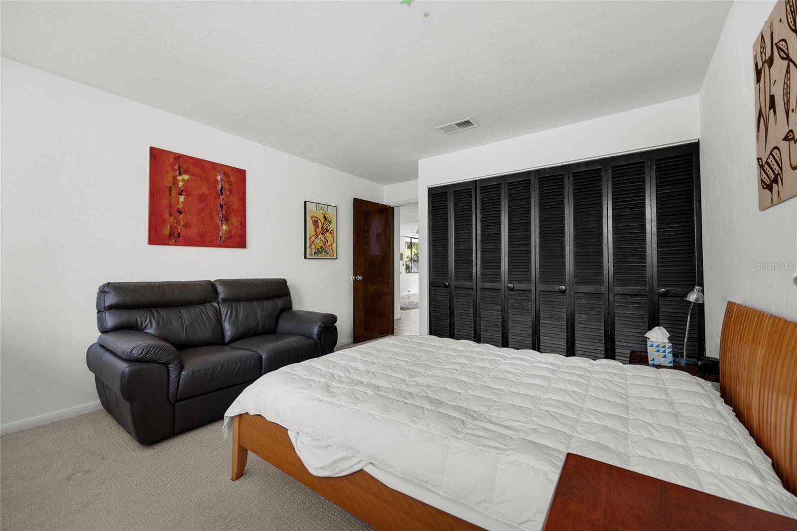 SUBURBAN HEIGHTS - Residential