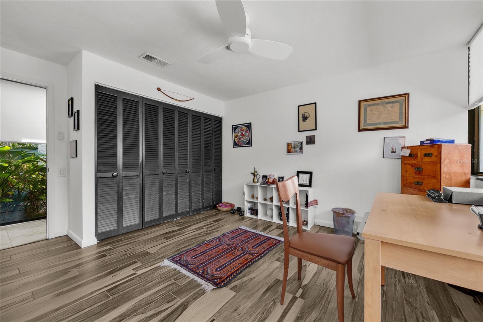 SUBURBAN HEIGHTS - Residential