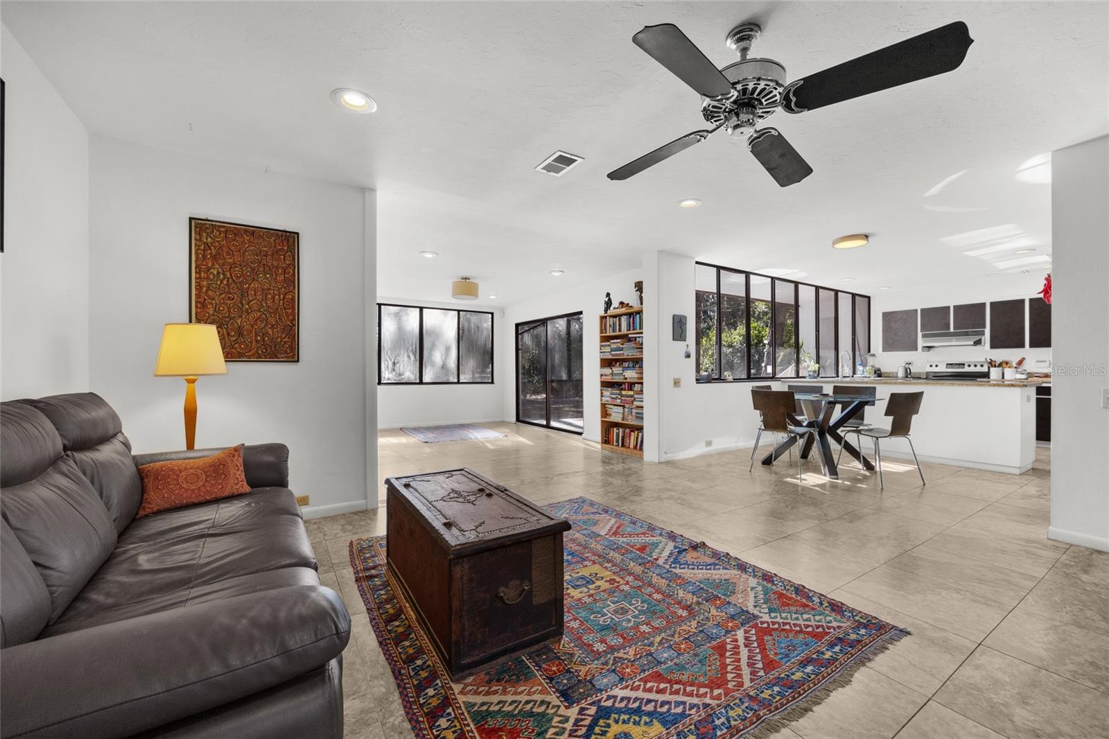 SUBURBAN HEIGHTS - Residential