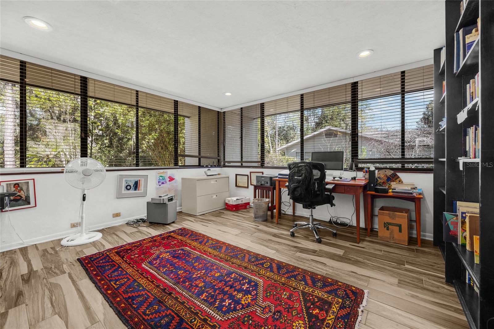 SUBURBAN HEIGHTS - Residential