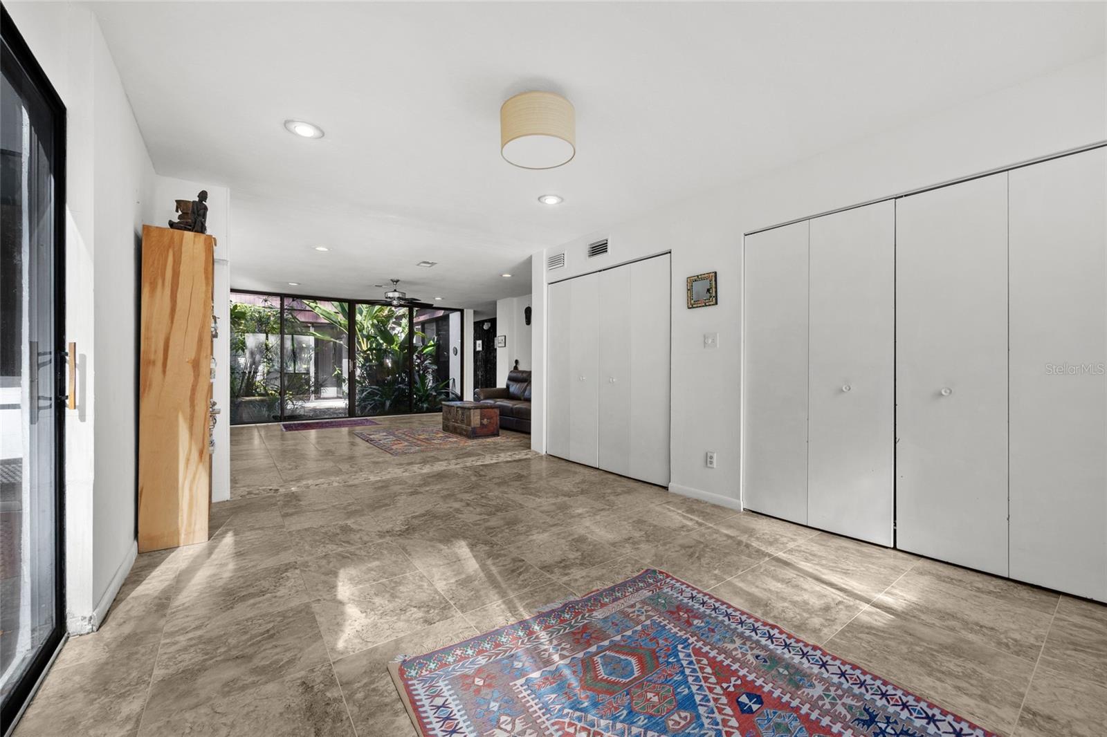 SUBURBAN HEIGHTS - Residential