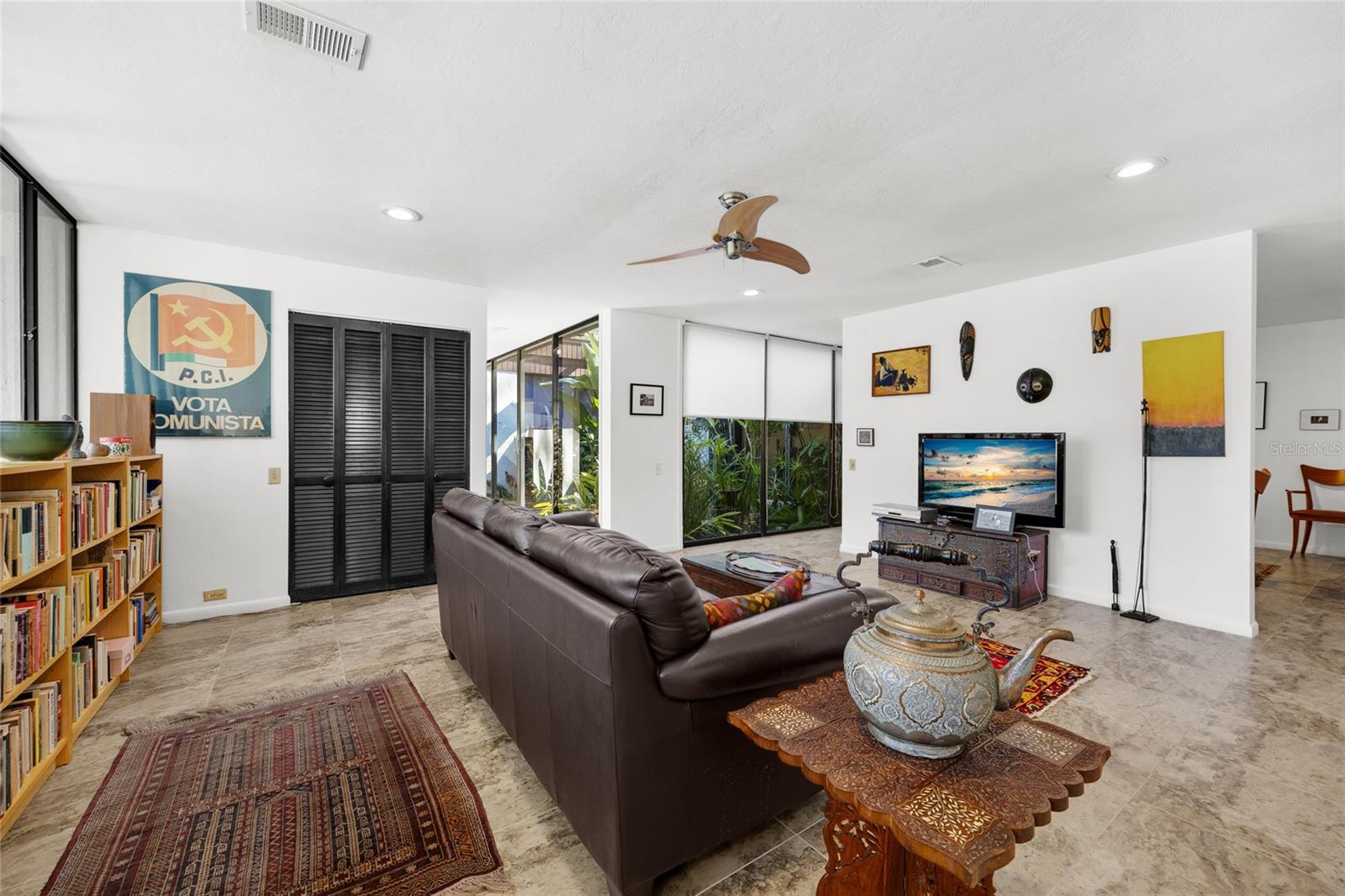 SUBURBAN HEIGHTS - Residential