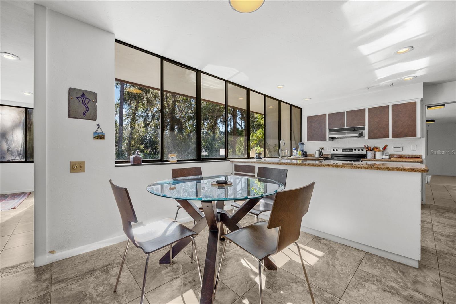 SUBURBAN HEIGHTS - Residential