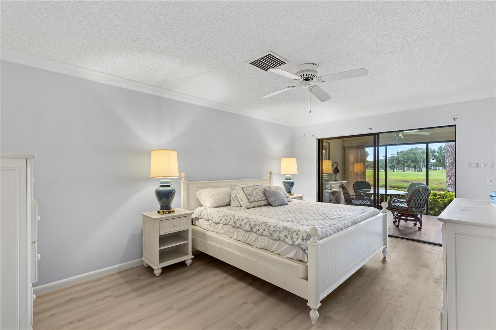 GOLF POINTE AT PALM-AIRE CC SEC III - Residential