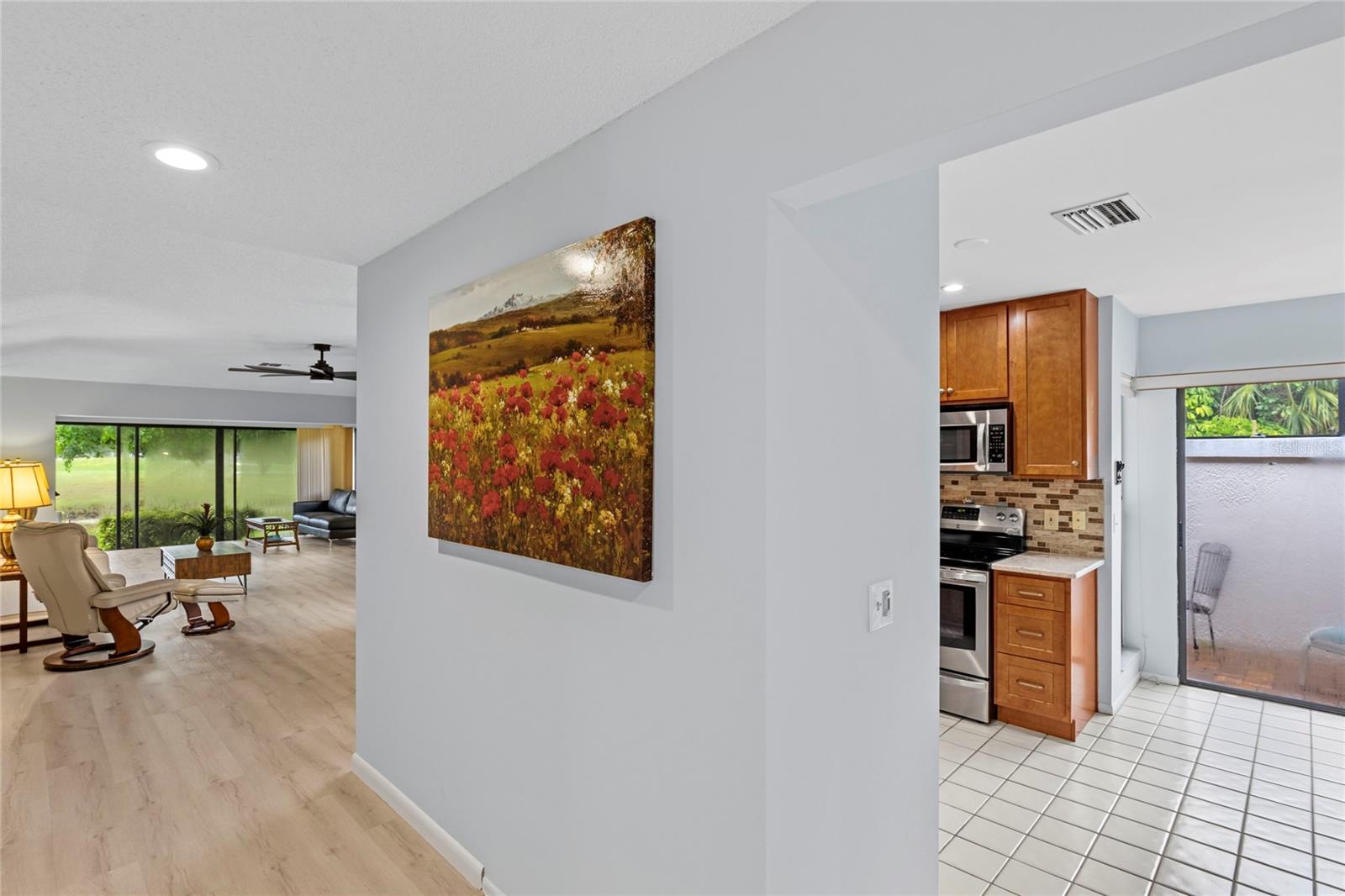 GOLF POINTE AT PALM-AIRE CC SEC III - Residential