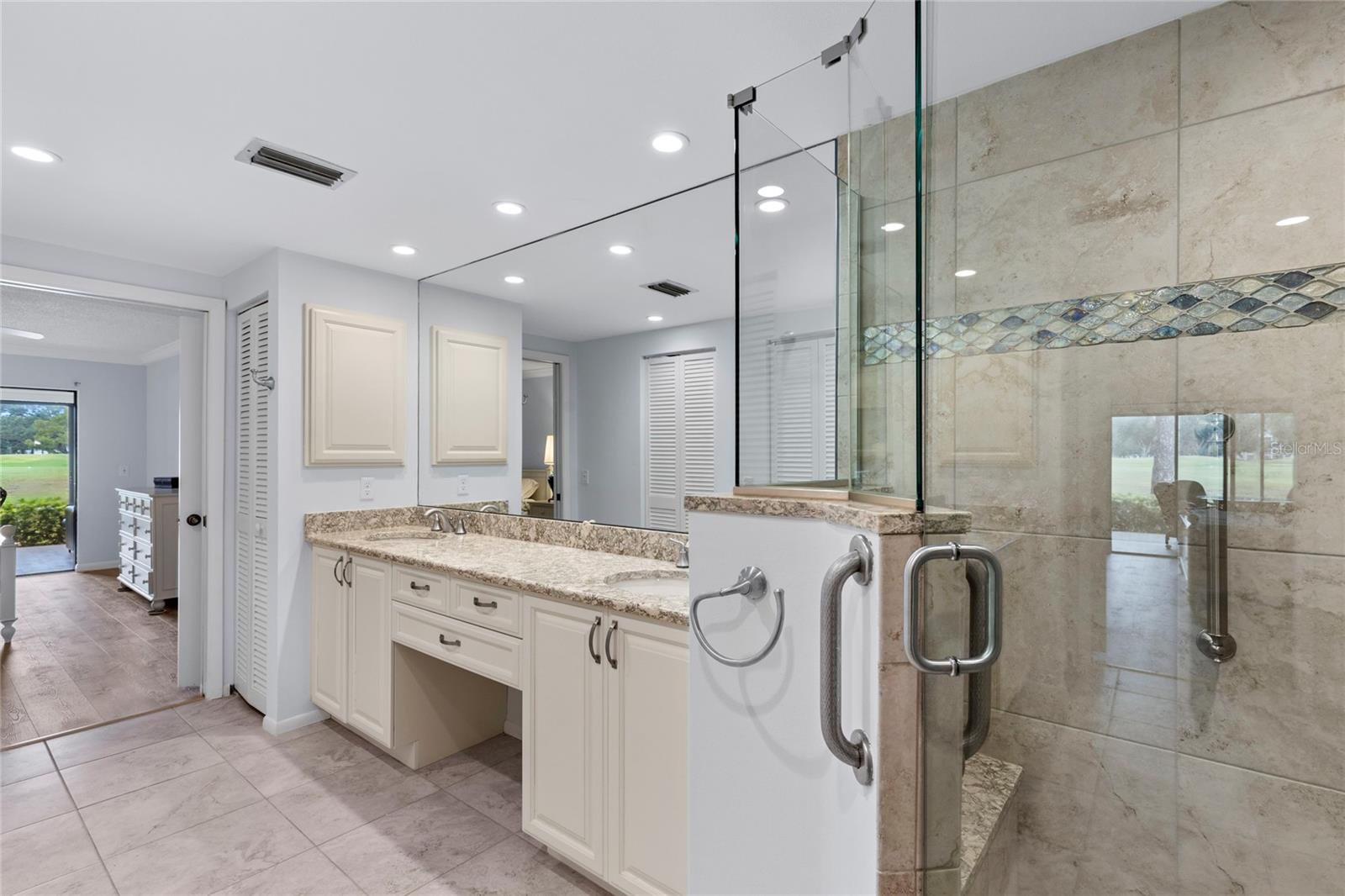 GOLF POINTE AT PALM-AIRE CC SEC III - Residential