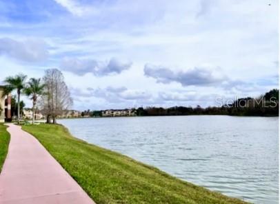 VILLAS AT LAKESIDE A CONDO - Residential Lease