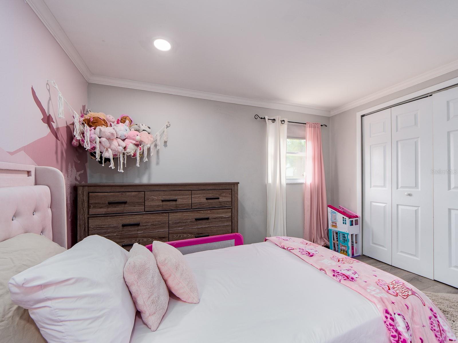 FLORAL GARDENS - Residential