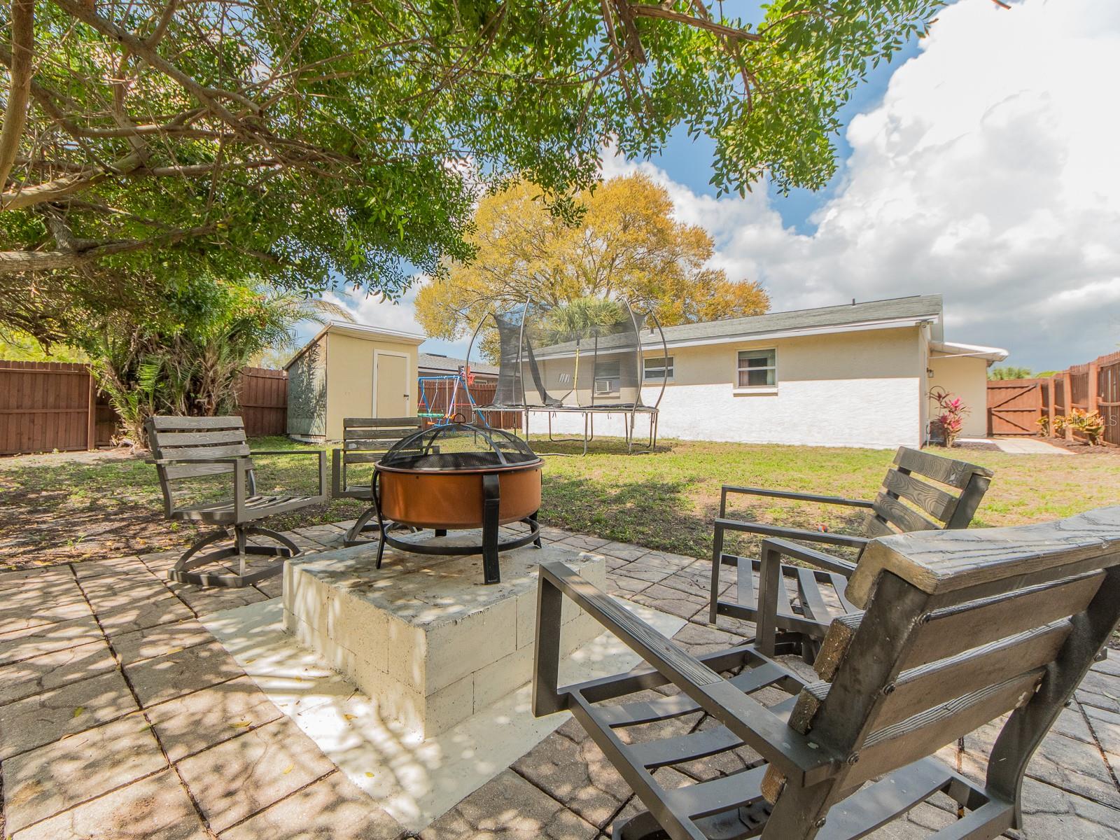 FLORAL GARDENS - Residential