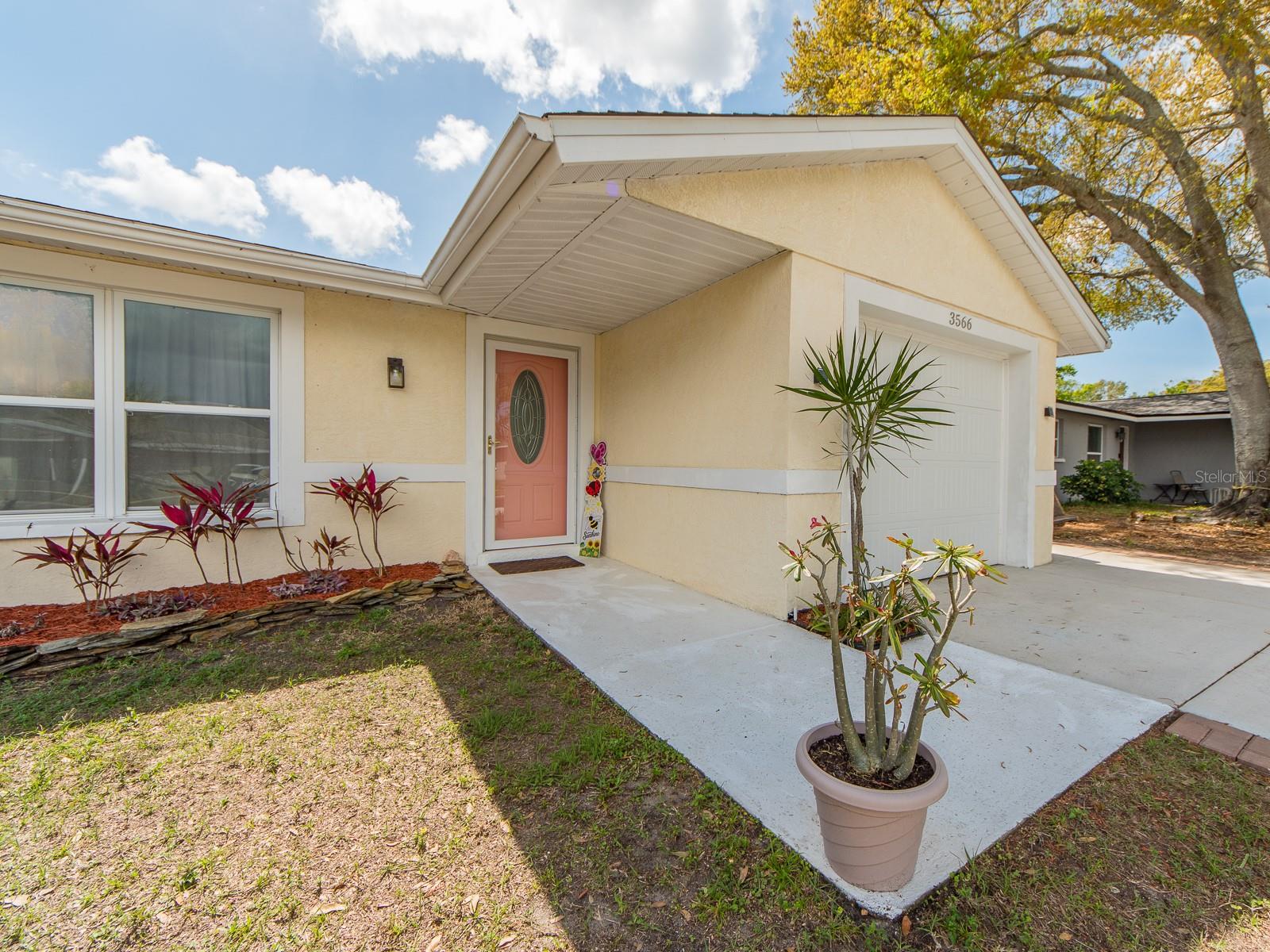 FLORAL GARDENS - Residential