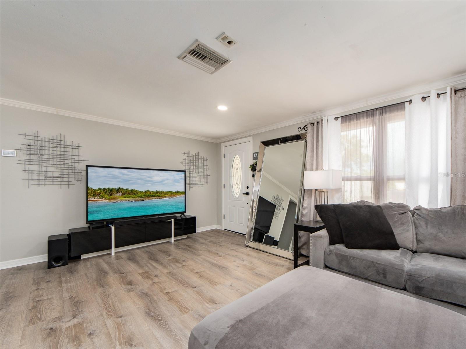 FLORAL GARDENS - Residential