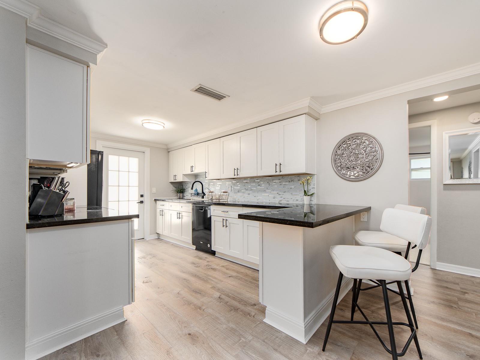 FLORAL GARDENS - Residential