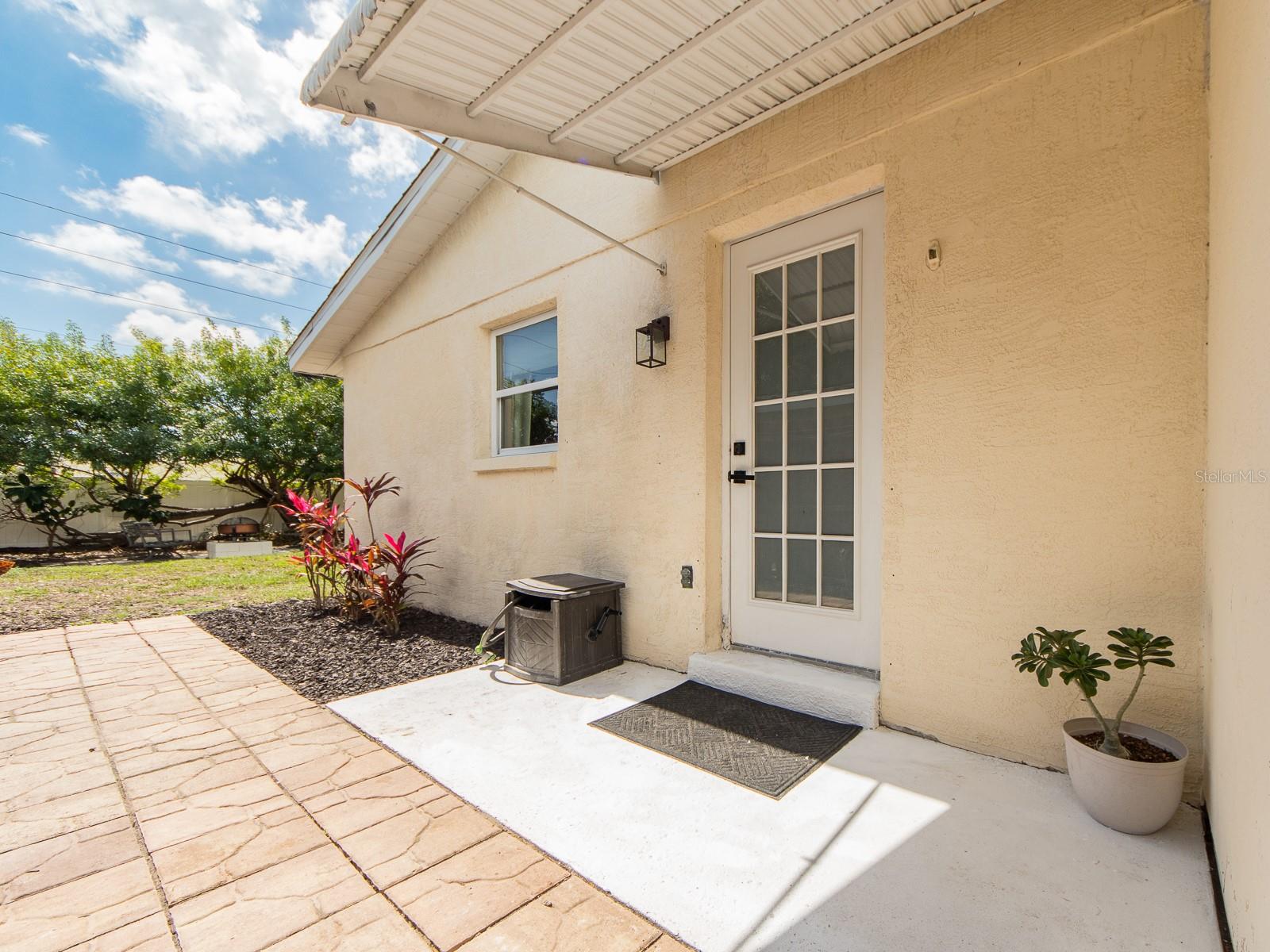 FLORAL GARDENS - Residential