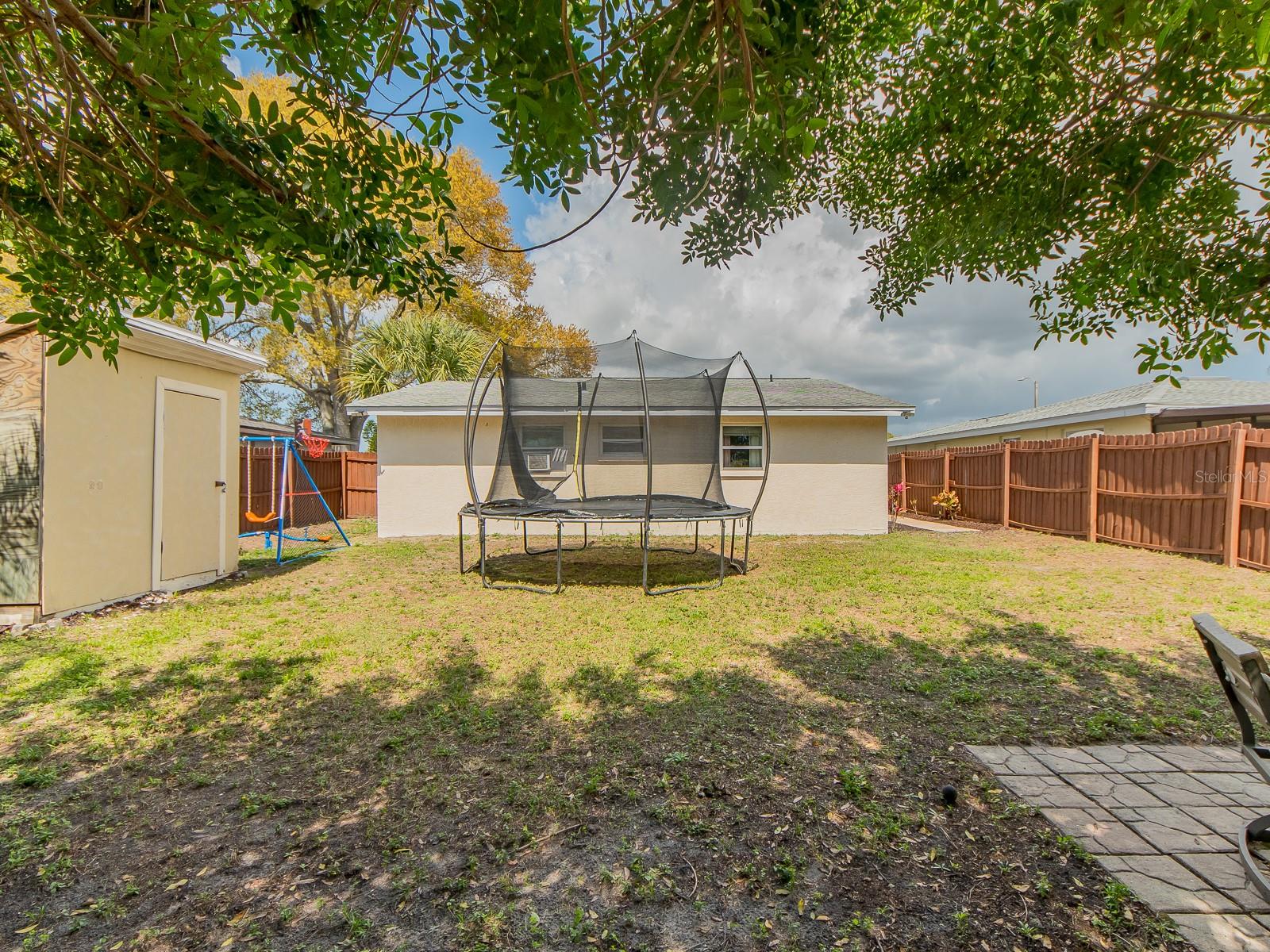 FLORAL GARDENS - Residential