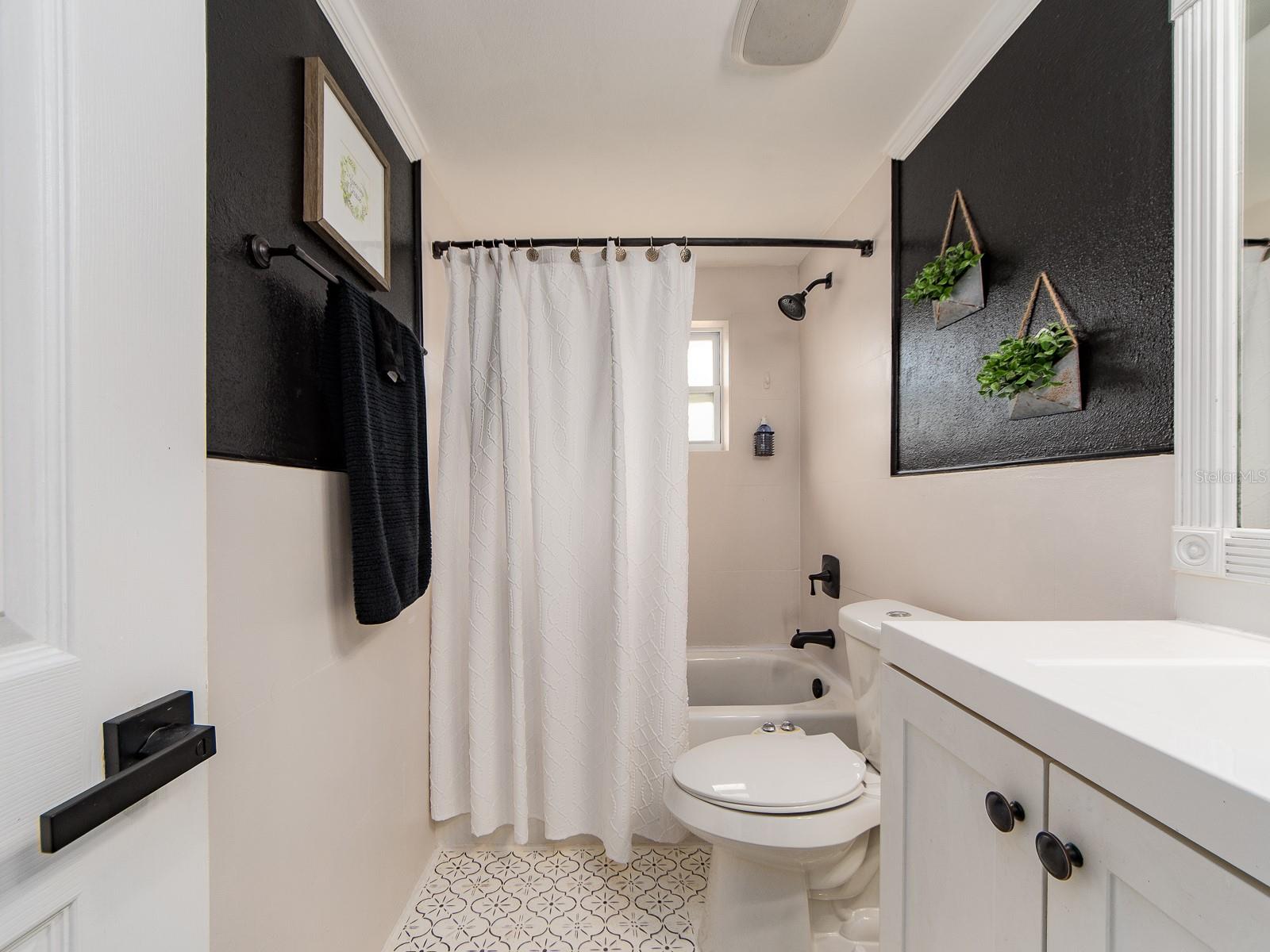 FLORAL GARDENS - Residential