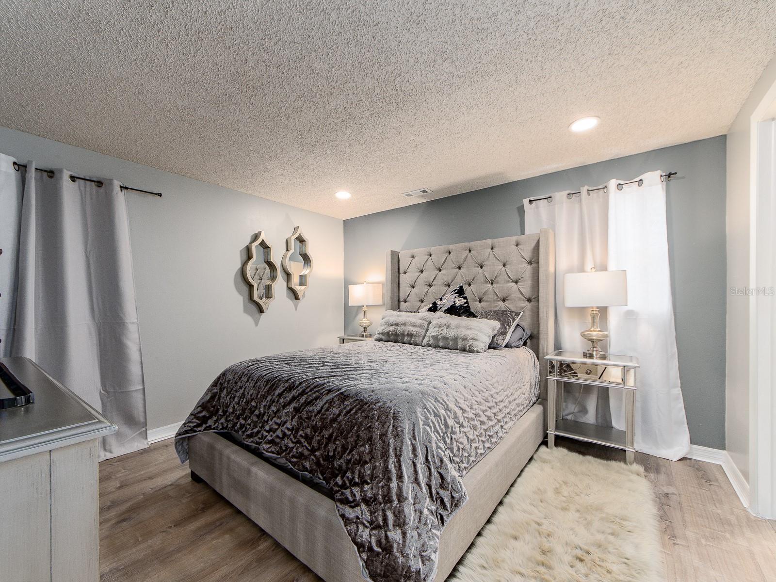 FLORAL GARDENS - Residential