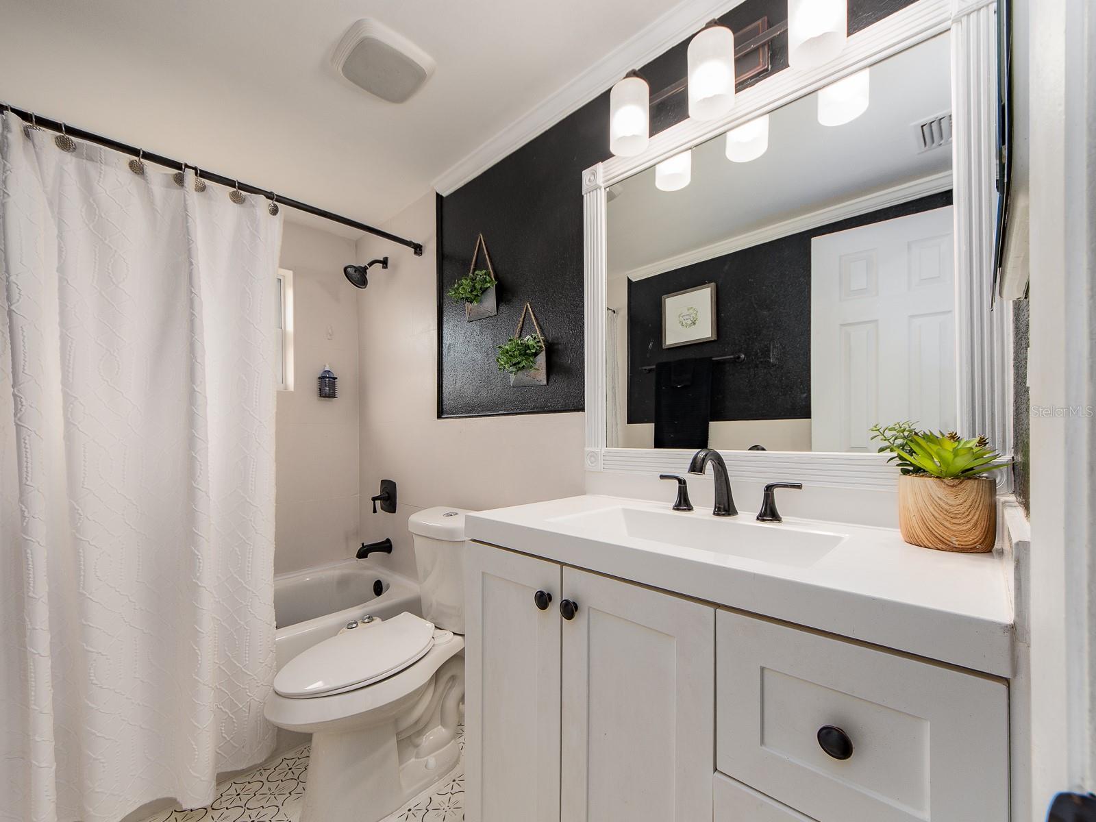 FLORAL GARDENS - Residential