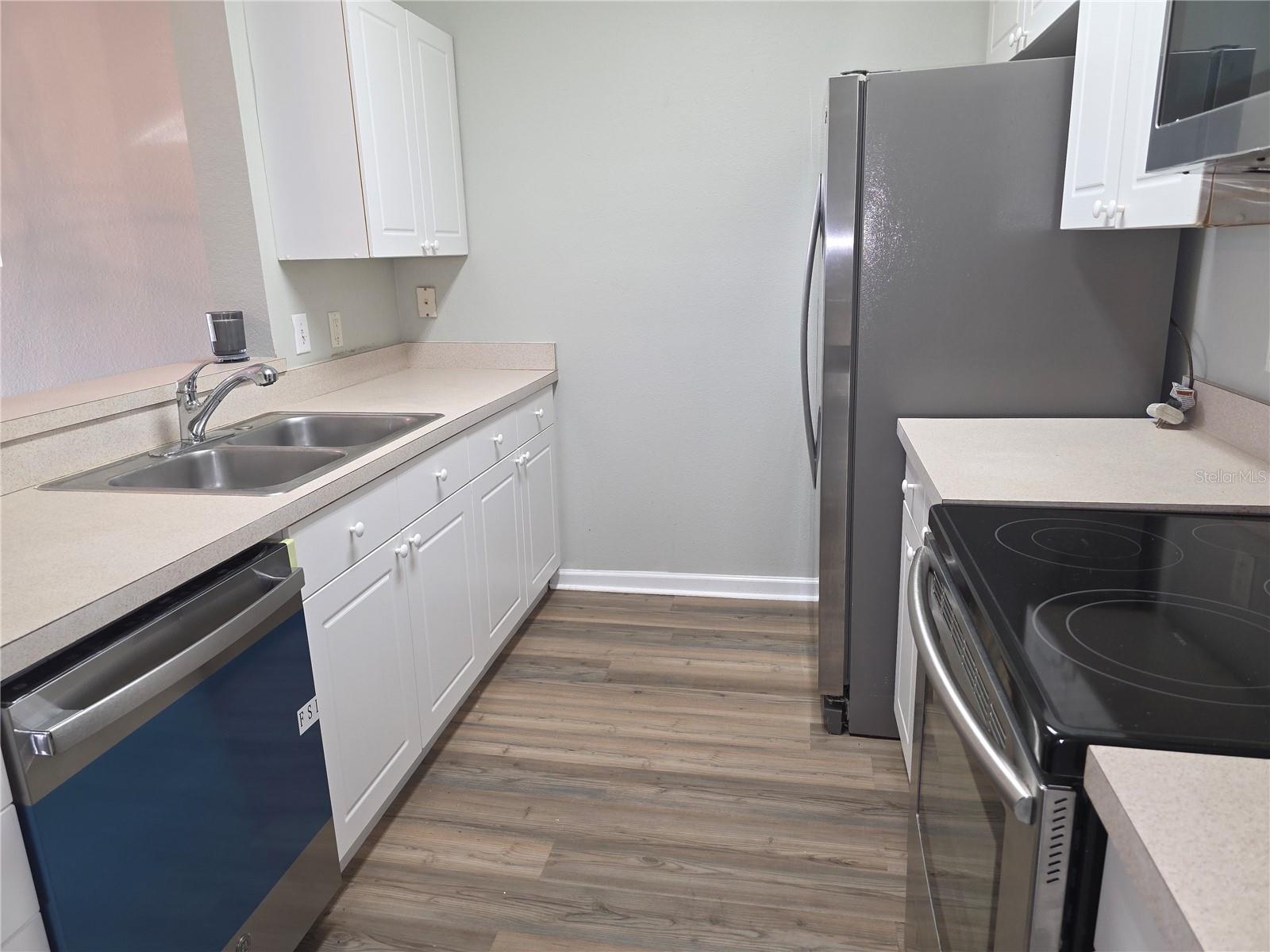 WYNDHAM PALMS CONDO PH 2 - Residential