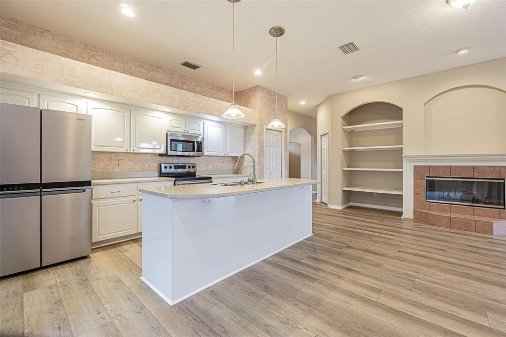 Photo of 12124 94th Way, Largo, FL 33773 (MLS # TB8476824)