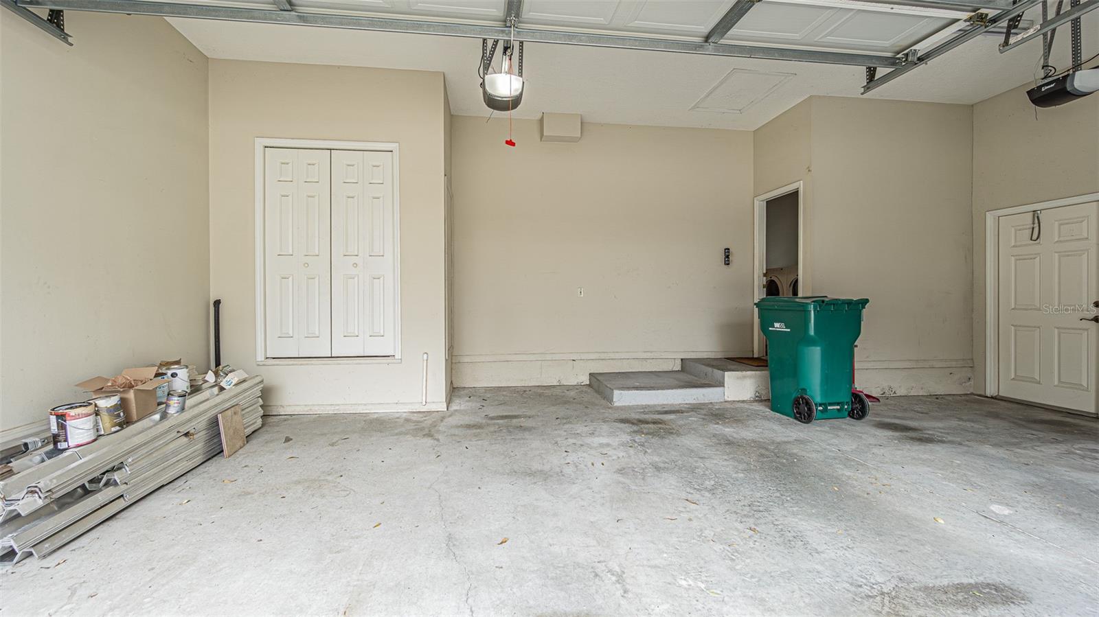 OAK PARK 7 - Residential