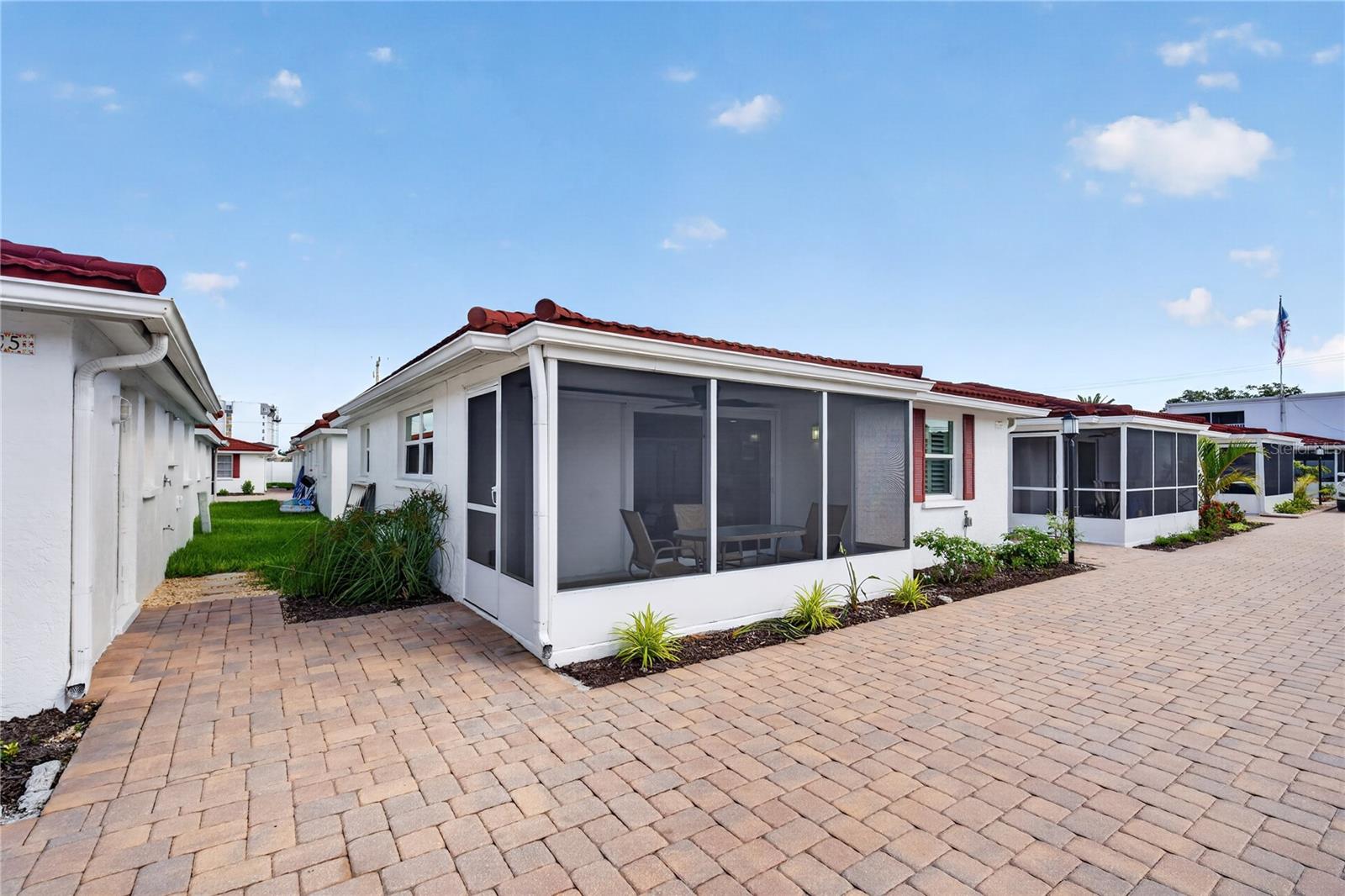 6154 MIDNIGHT PASS ROAD VILLA4C