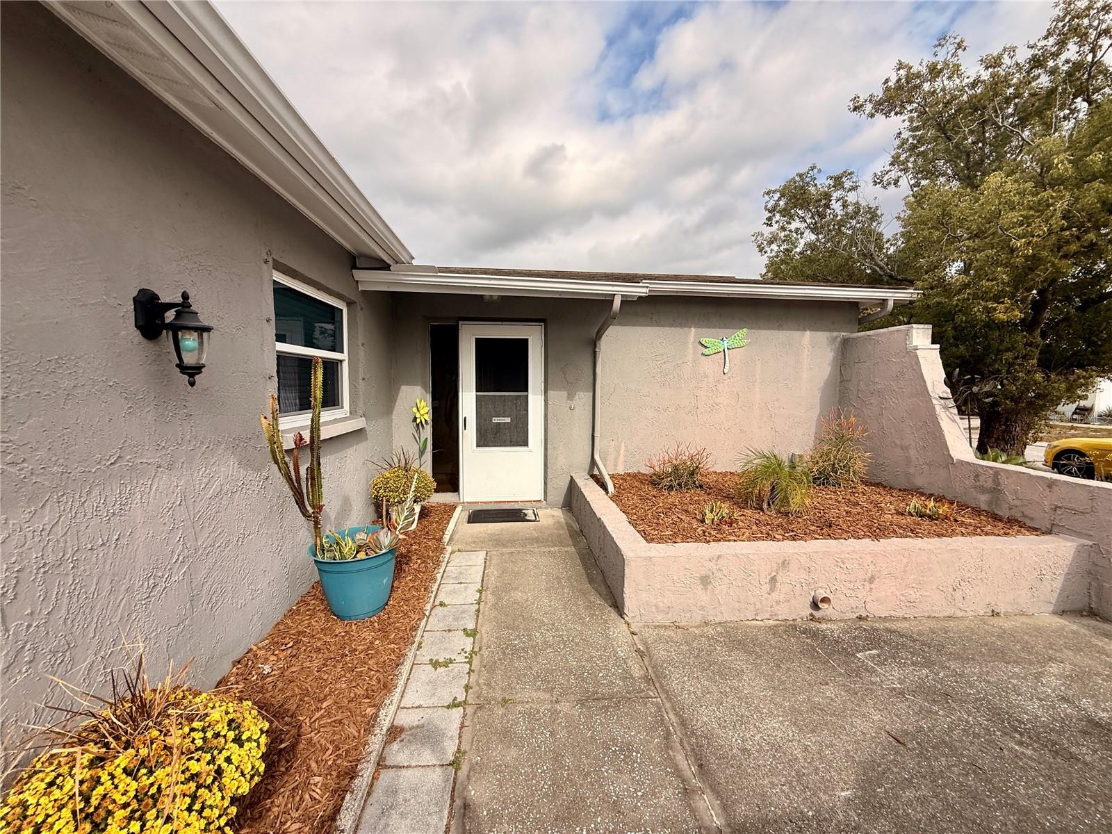 THE LAKES - Residential