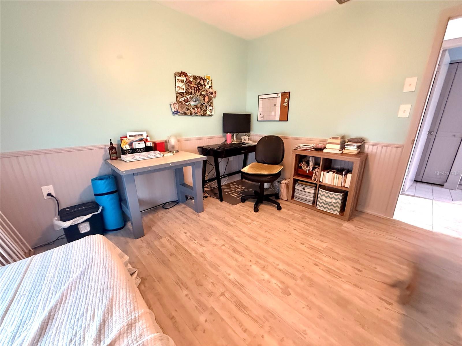 THE LAKES - Residential