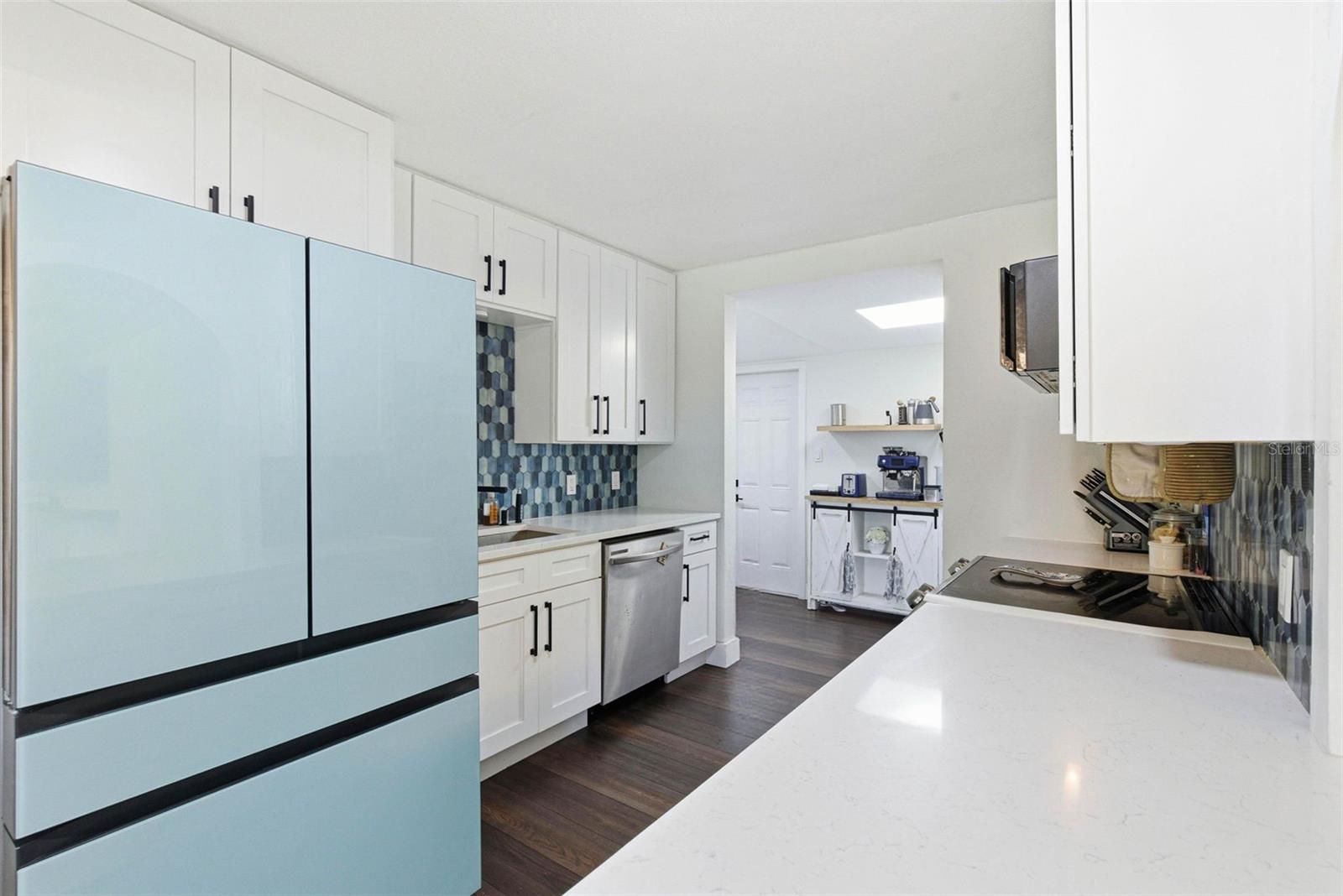 GULF GROVE - Residential