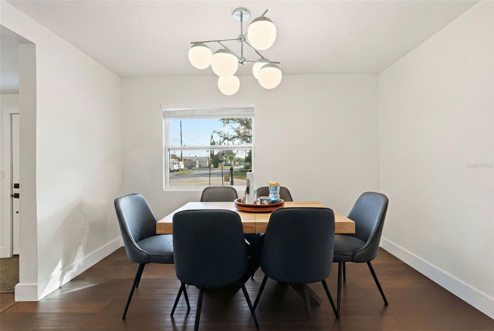 GULF GROVE - Residential