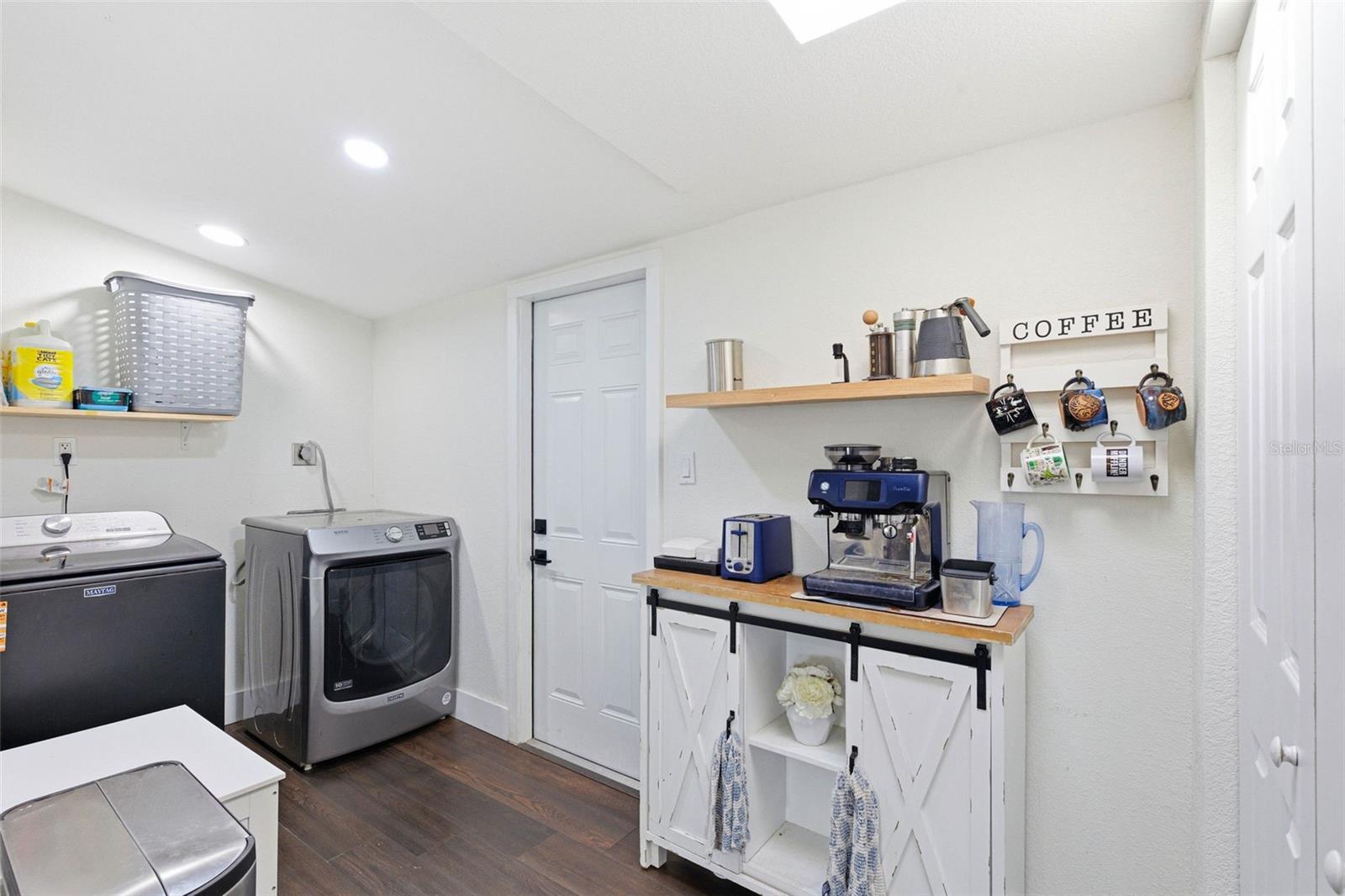 GULF GROVE - Residential