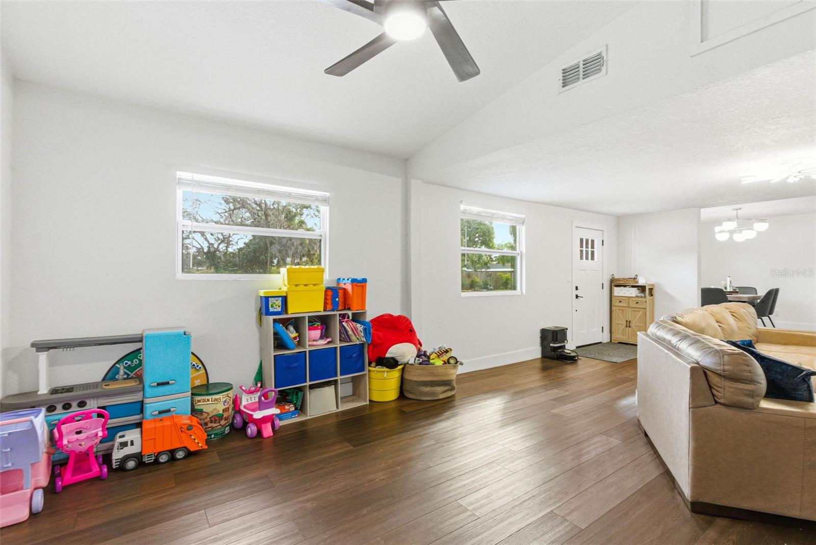 GULF GROVE - Residential