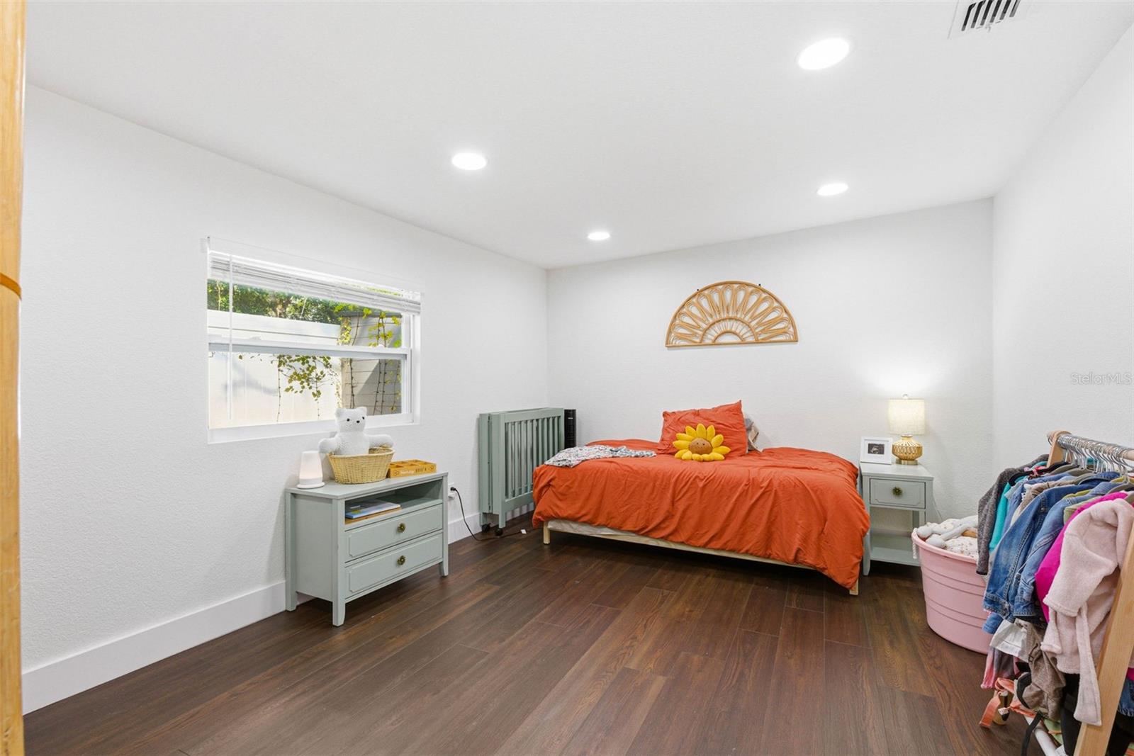 GULF GROVE - Residential