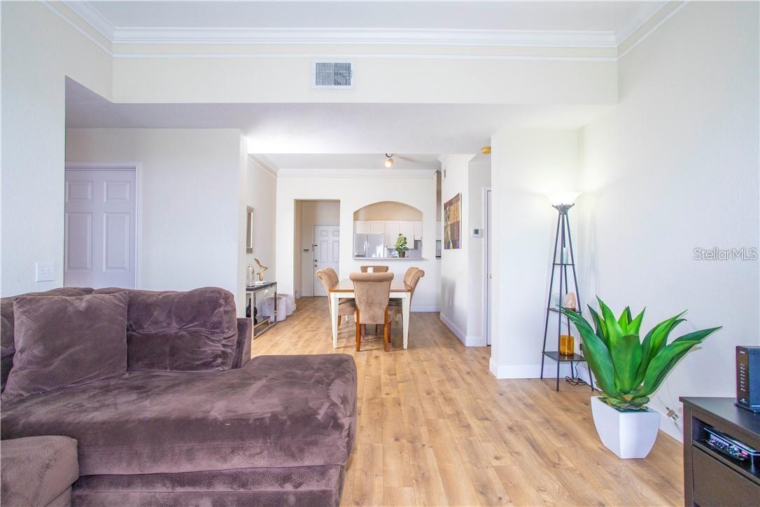 201 LONGVIEW AVENUE 302