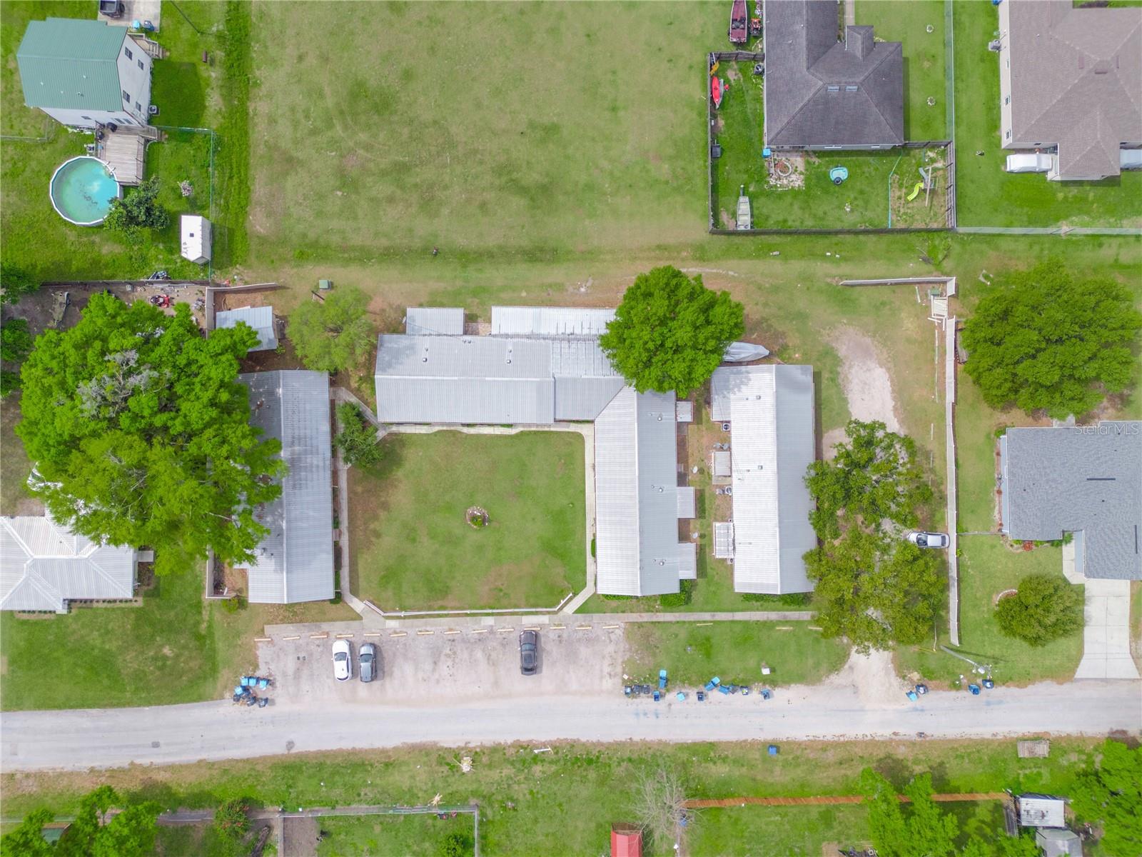 GROVE ACRES - Commercial Sale