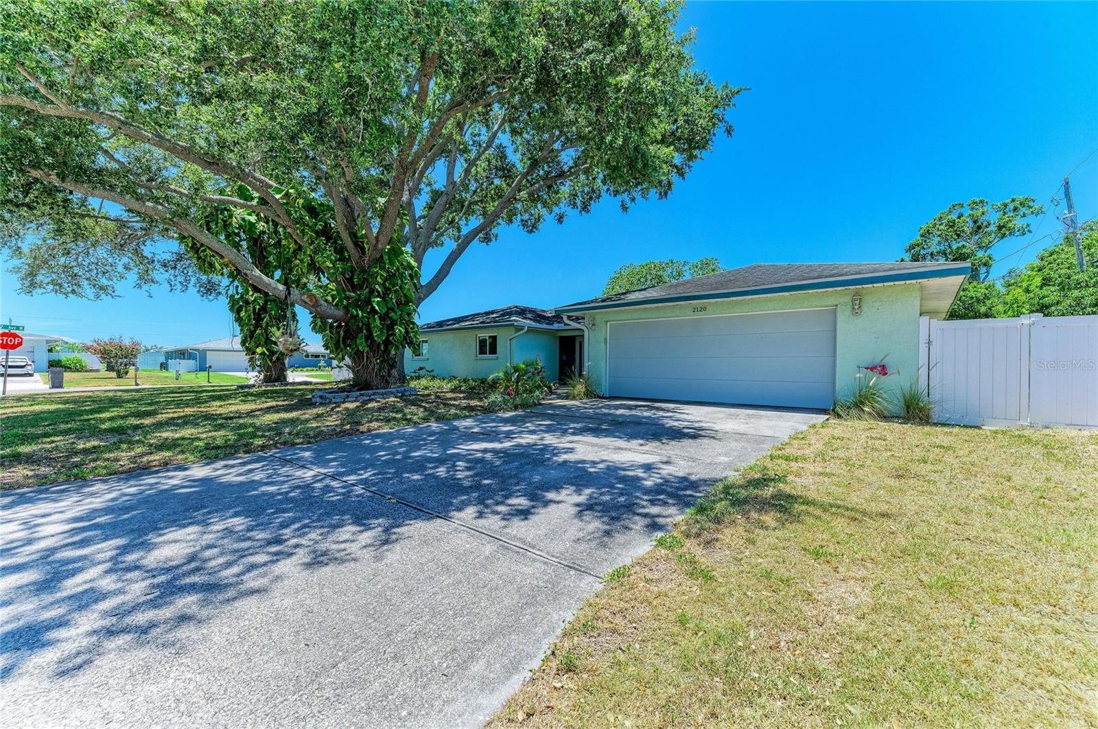 2120 47TH STREET PL W