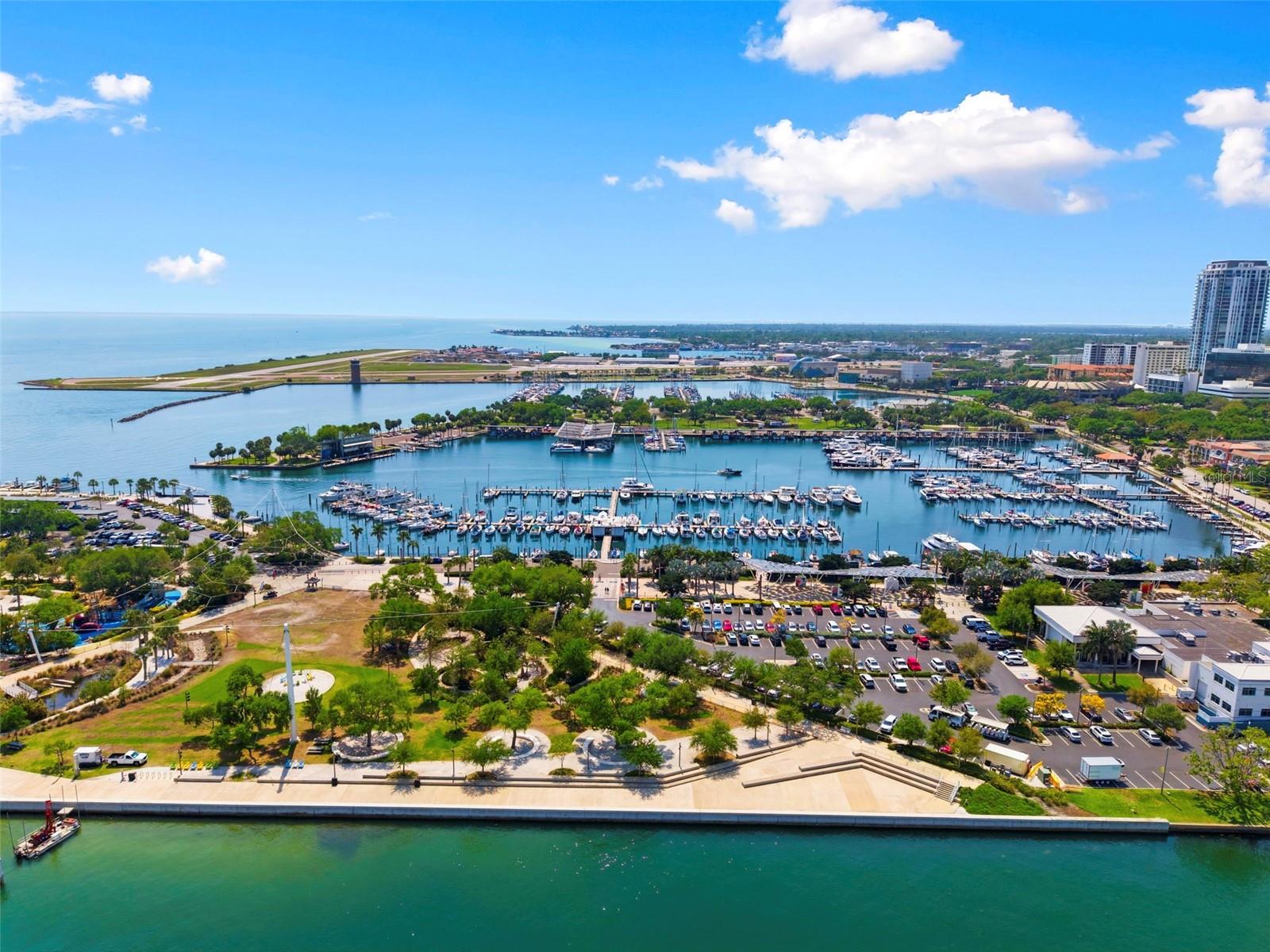 FLORI DE LEON APTS CO-OP - Residential