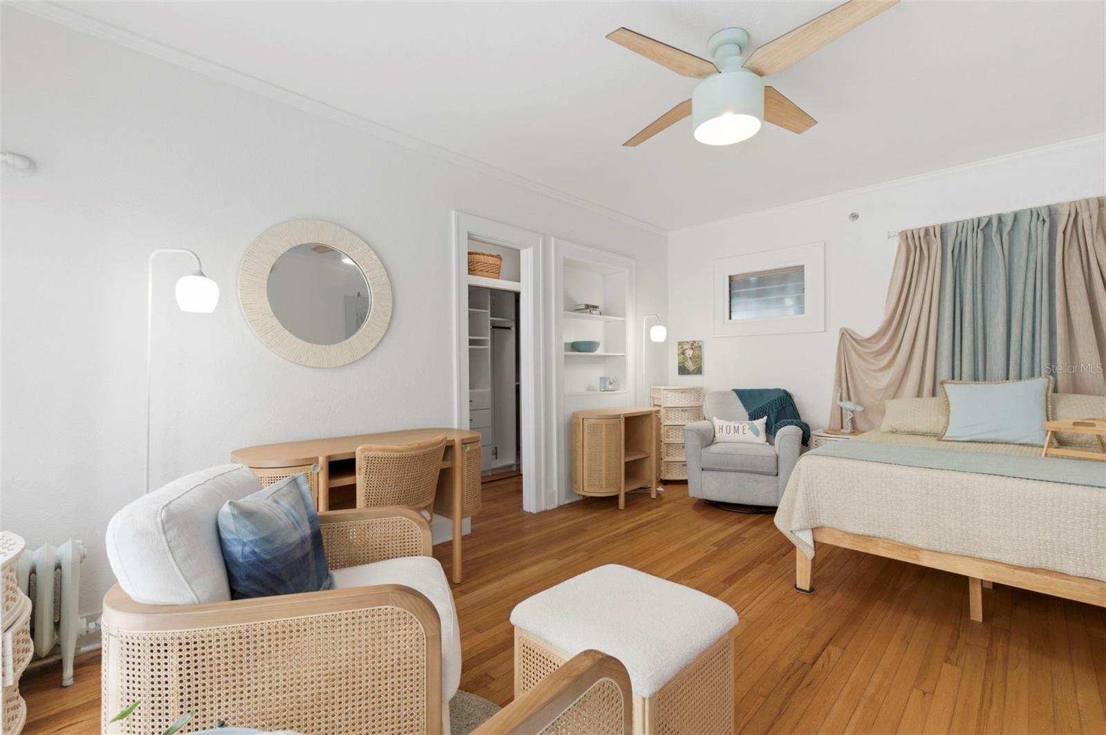 FLORI DE LEON APTS CO-OP - Residential