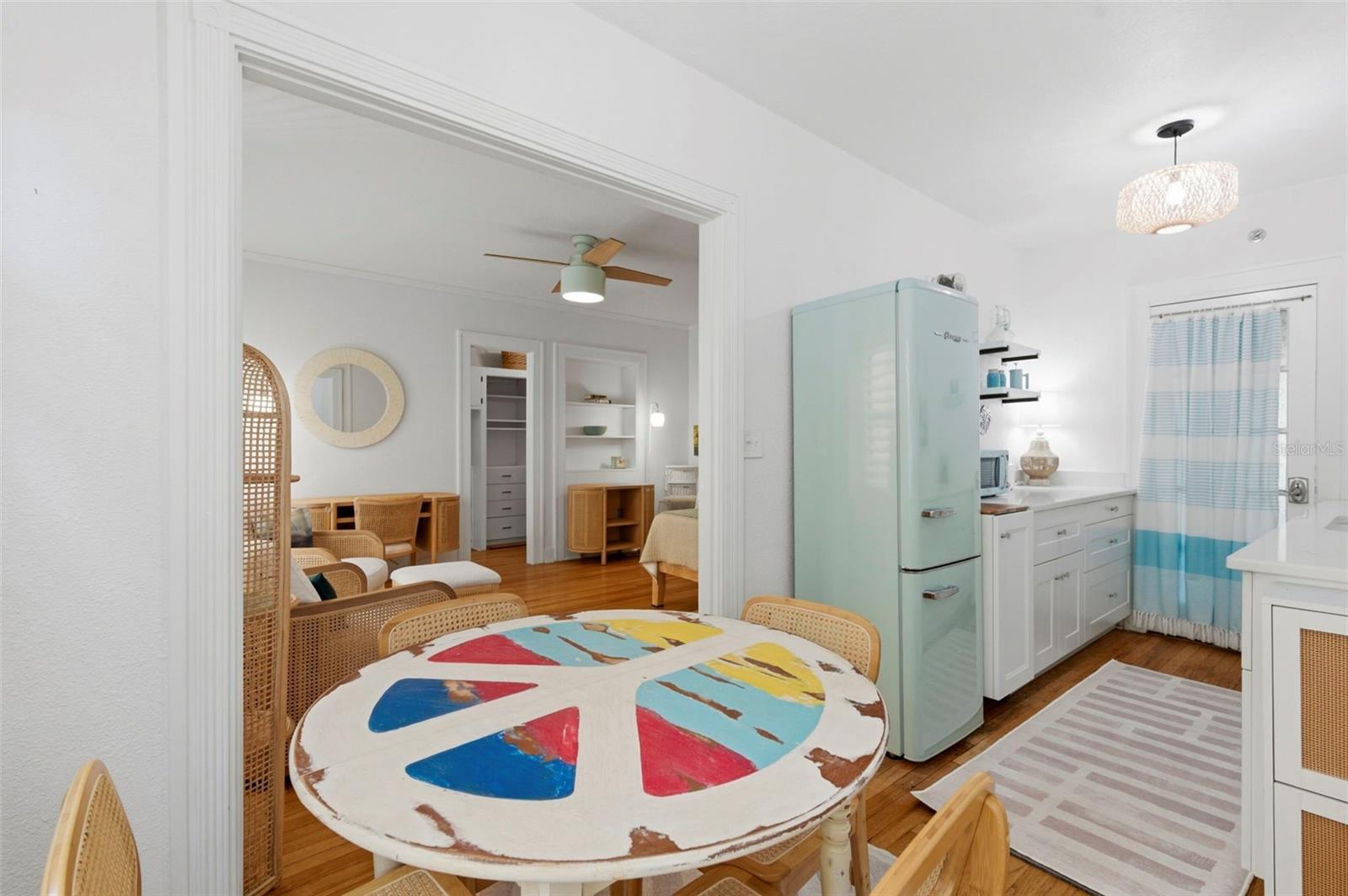 FLORI DE LEON APTS CO-OP - Residential