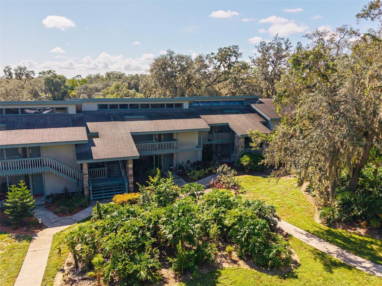 GRENELEFE CAMELOT CONDO UNIT 04 PH 01 - Residential