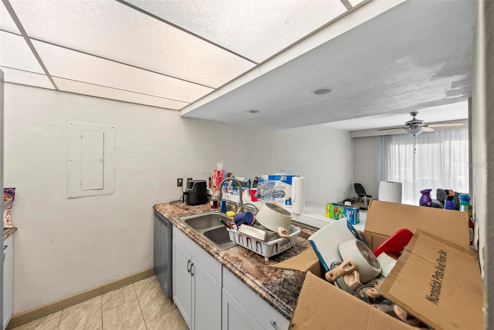 GRENELEFE CAMELOT CONDO UNIT 04 PH 01 - Residential