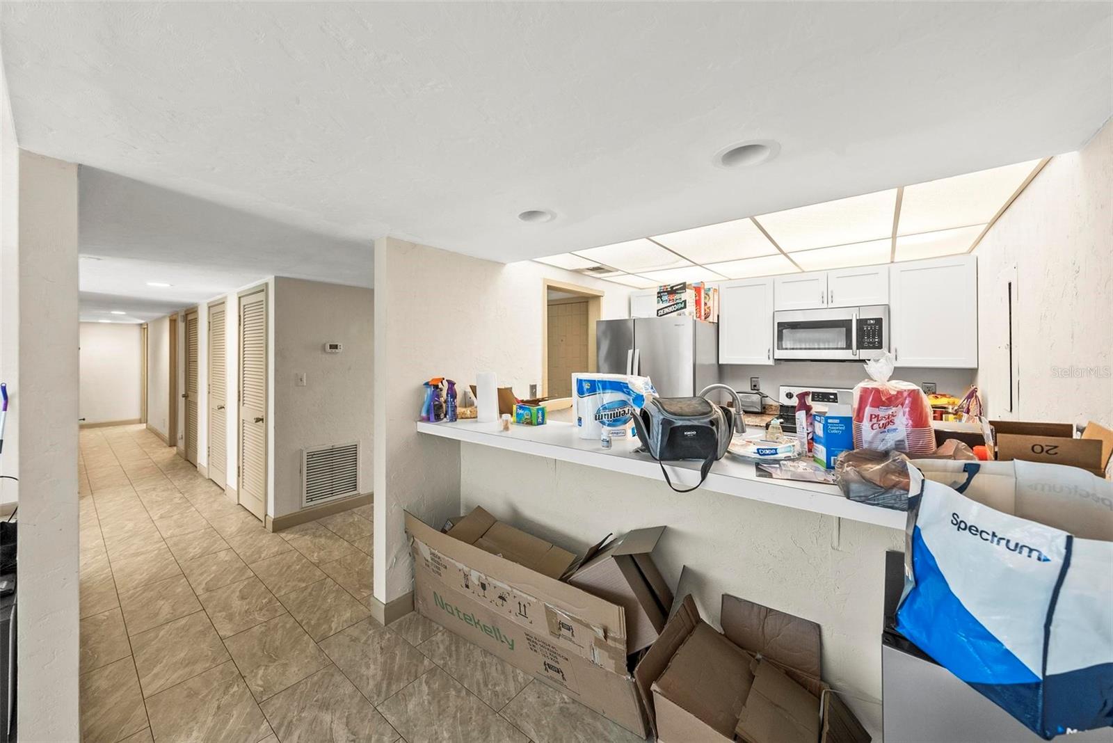 GRENELEFE CAMELOT CONDO UNIT 04 PH 01 - Residential